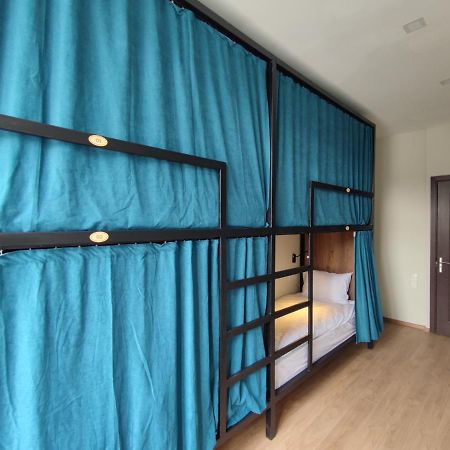 Ati Mta - Eco Hostel ボルジョミ エクステリア 写真