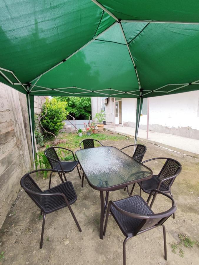 Ati Mta - Eco Hostel ボルジョミ エクステリア 写真